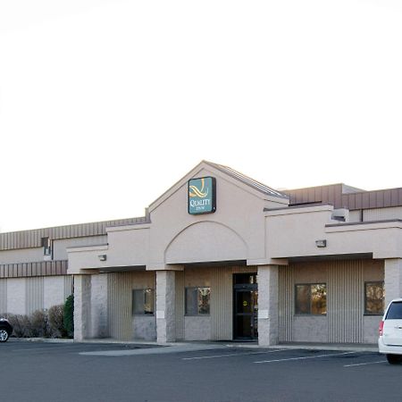 Quality Inn Bismarck I-94 Exterior photo
