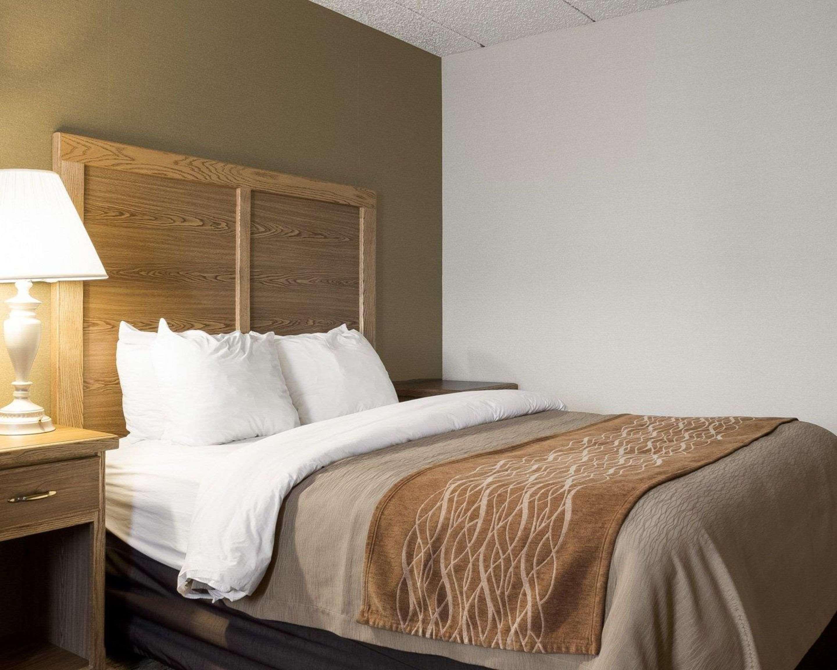 Quality Inn Bismarck I-94 Exterior photo