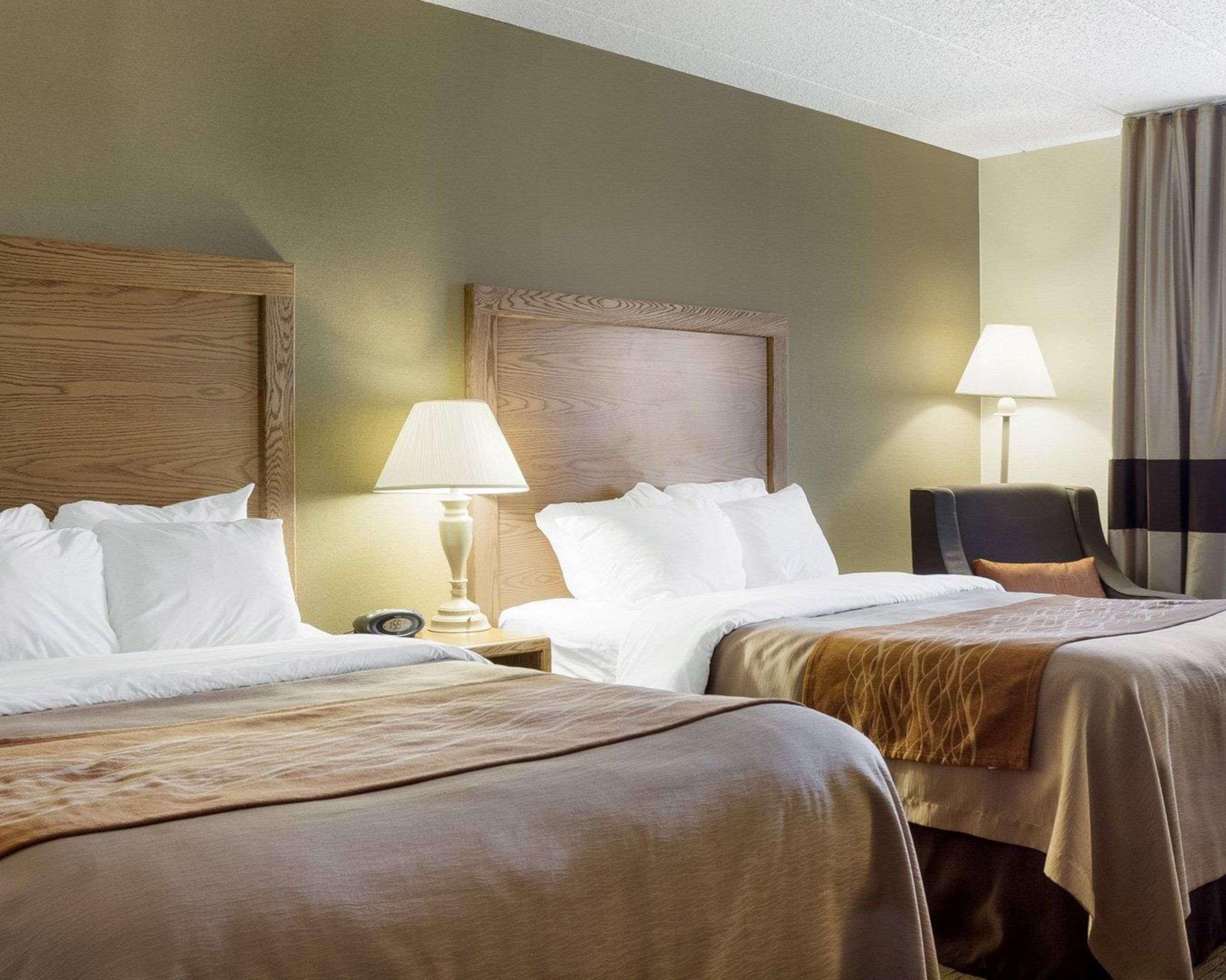 Quality Inn Bismarck I-94 Exterior photo