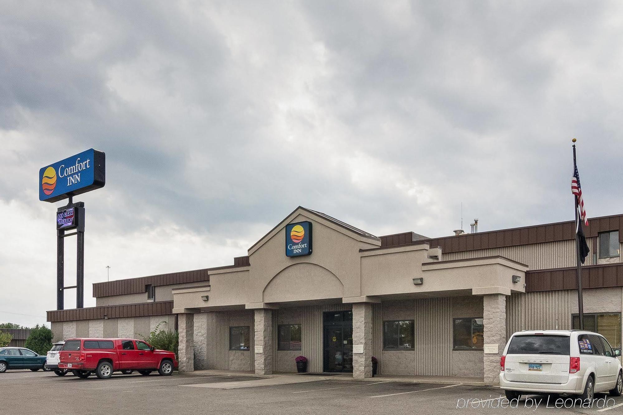 Quality Inn Bismarck I-94 Exterior photo