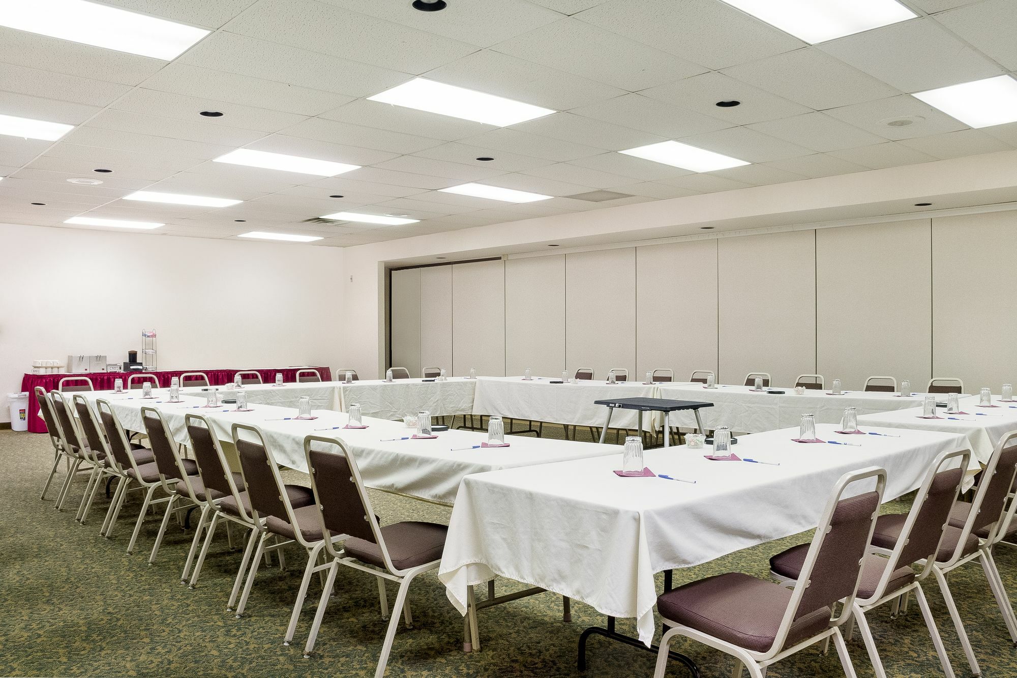 Quality Inn Bismarck I-94 Exterior photo